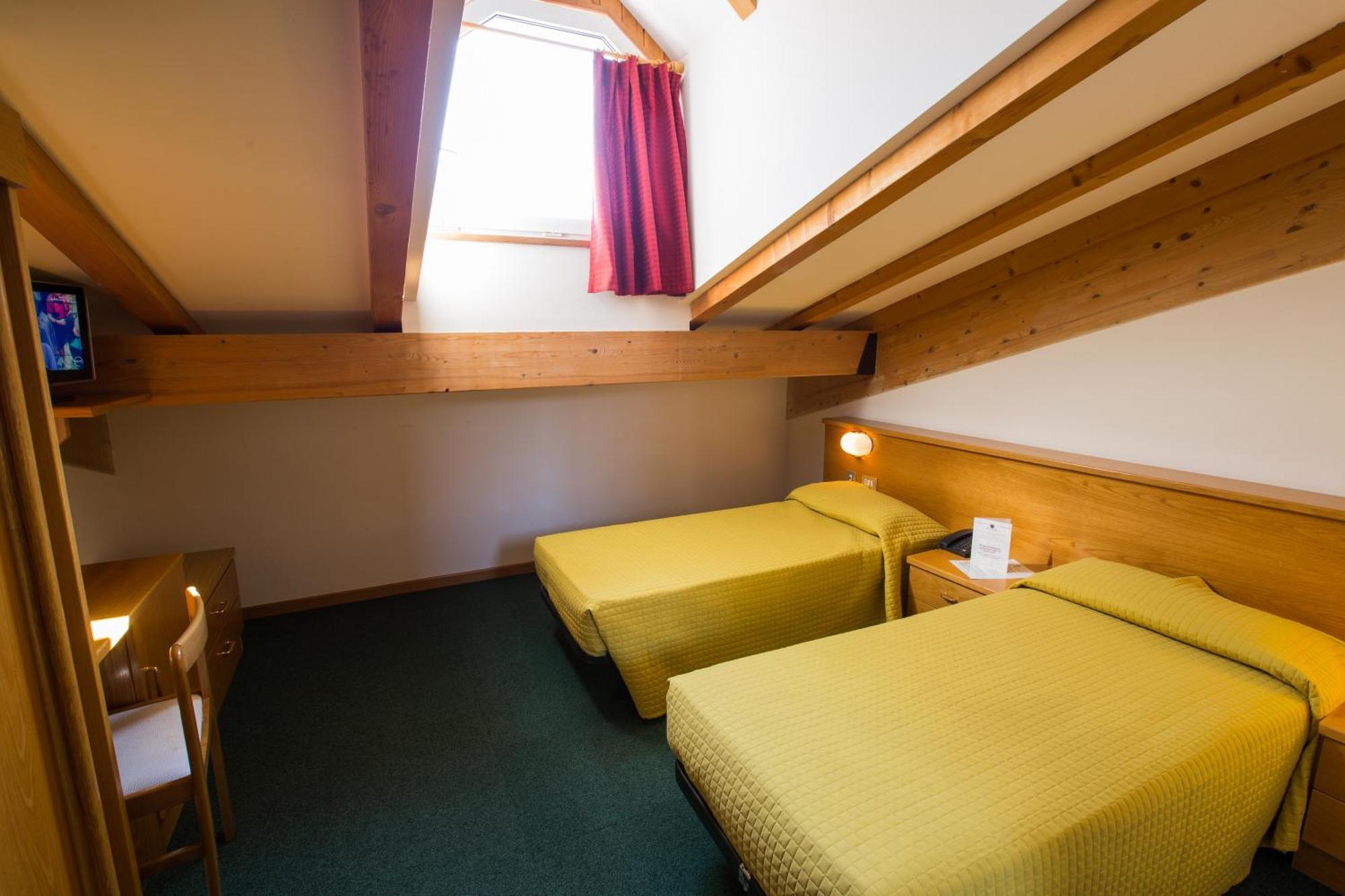 Hotel Fai Fai della Paganella Δωμάτιο φωτογραφία