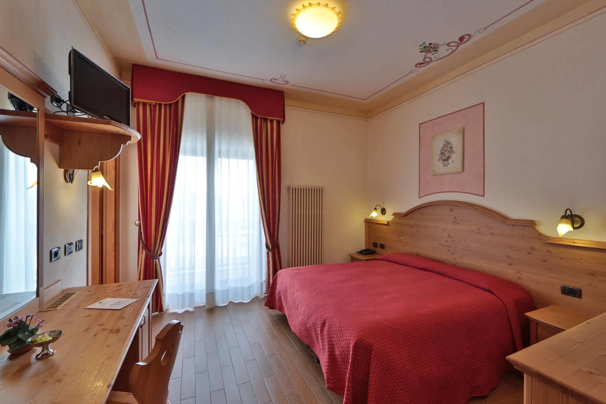 Hotel Fai Fai della Paganella Εξωτερικό φωτογραφία